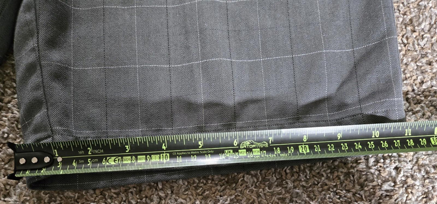 Ezekiel Hand Tailored Garments Plaid Shorts Size 32