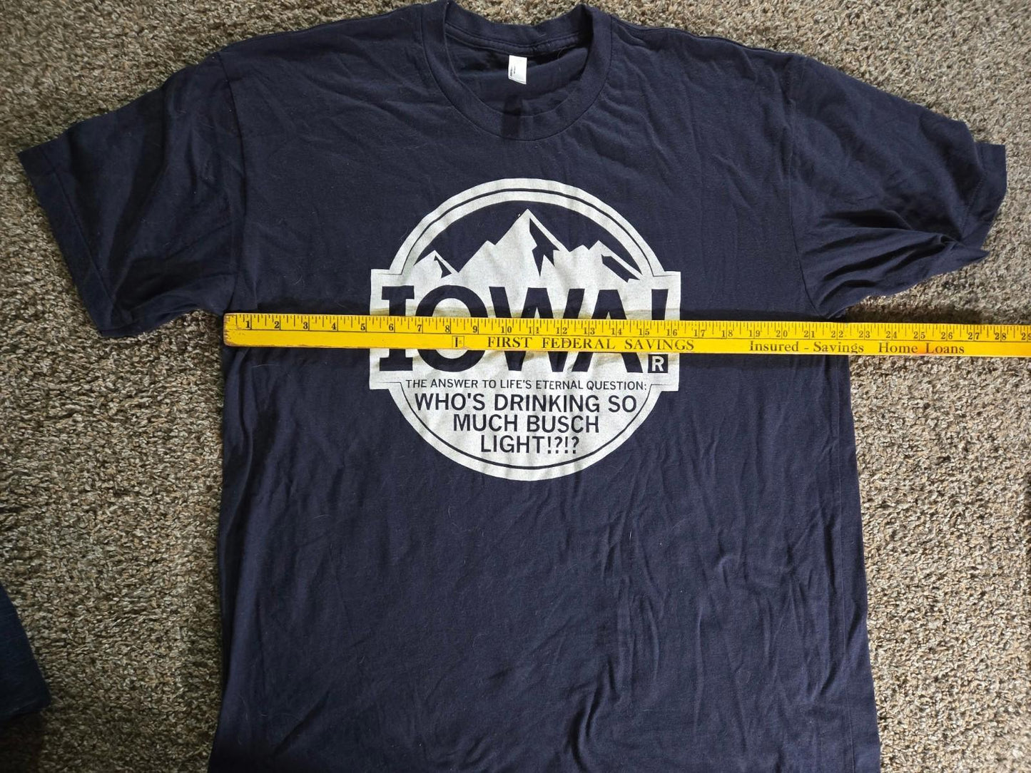 American Apparel Tshirt XL - IOWA! Busch Light