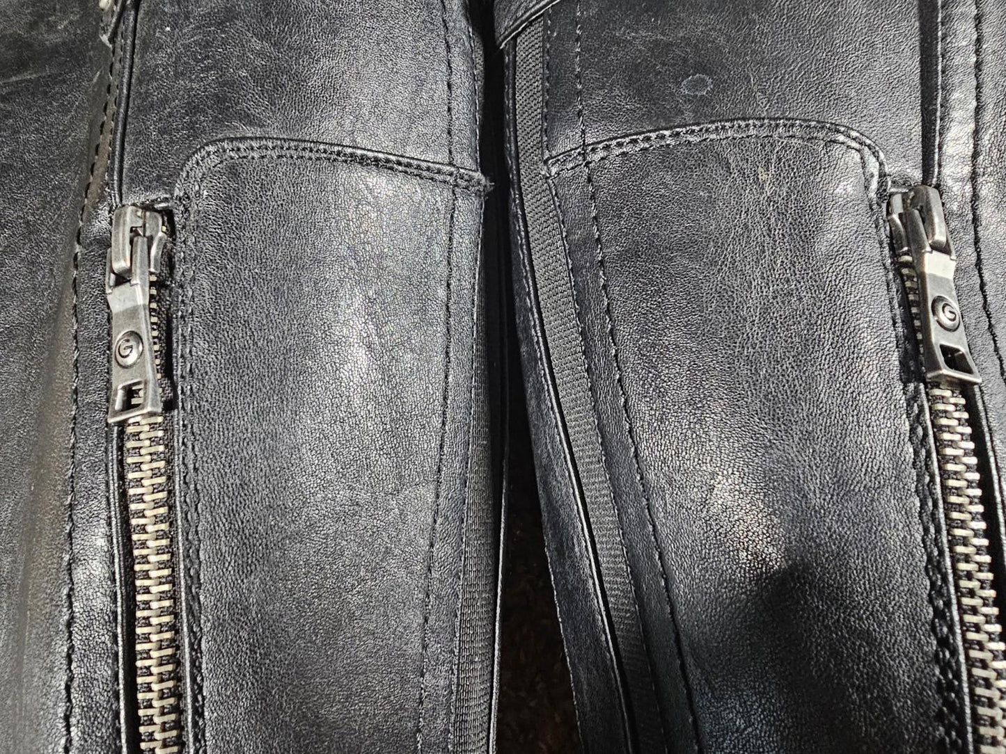 G x GUESS Womens Zipper Side Riding Boots Buckle Accent 6.5M