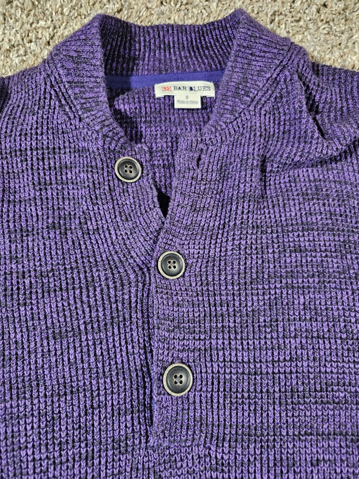 32 Bar Blues Purple Black 3 Button Sweater S Cable Knit