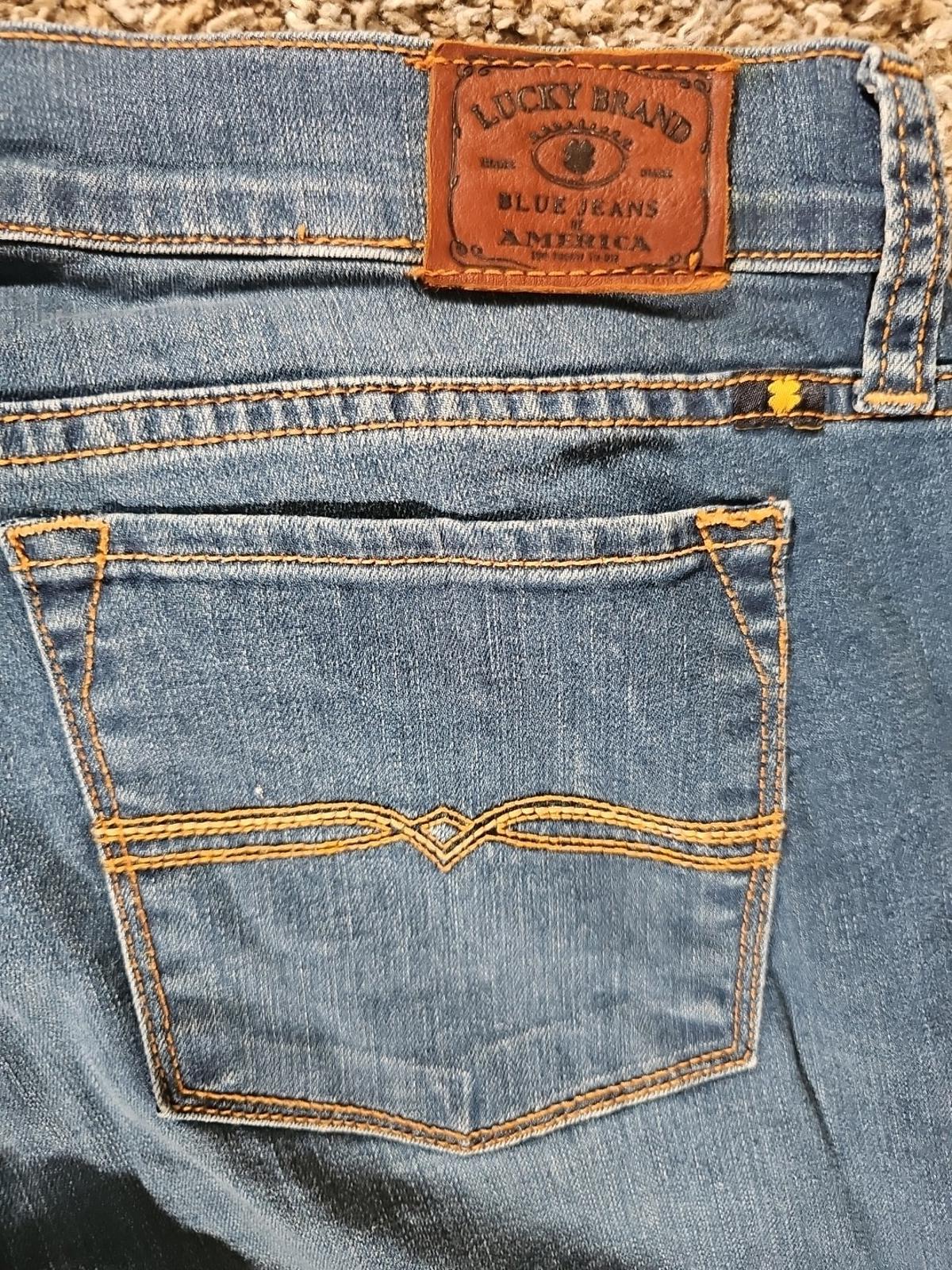 Lucky Brand 10/30 Charlie Capri Jeans