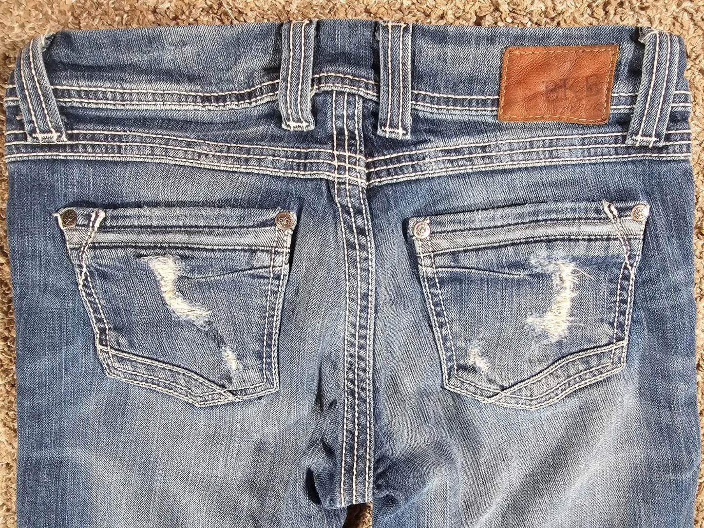 Buckle BKE Stella Bootcut 27XL APPROX 30 x 35.5"