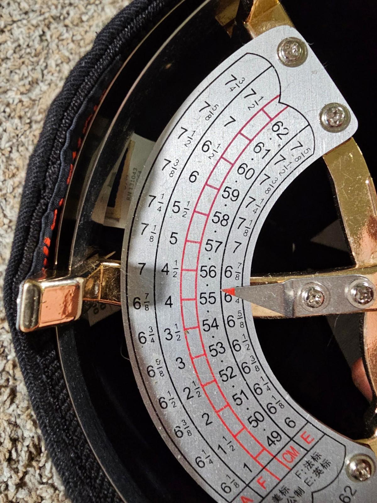 Flexfit by yupoong S/M Black UFC Fitted hat