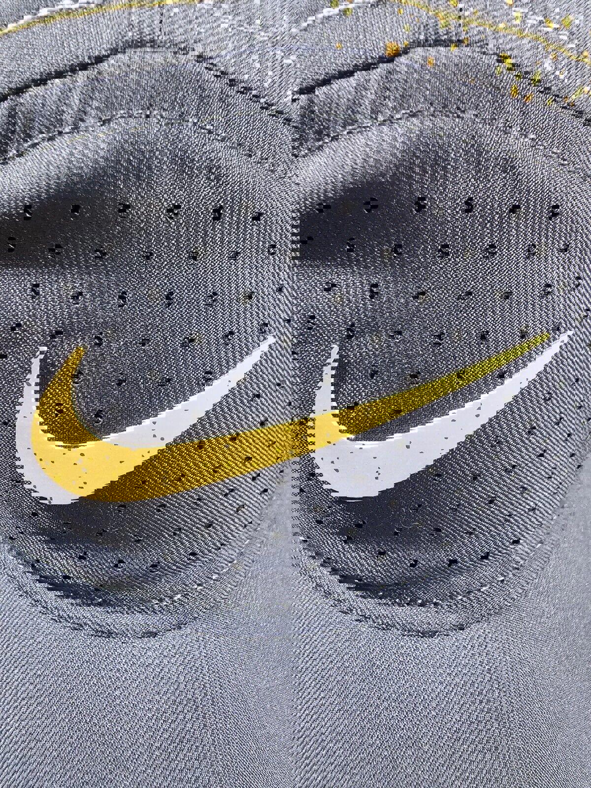 NIKE Tailwind dri-fit 5 panel hat blue yellow speckled Strap