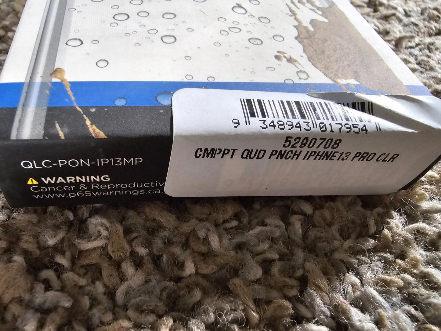 quad lock iPhone pro 2021 5.8" poncho NIB Old Stock
