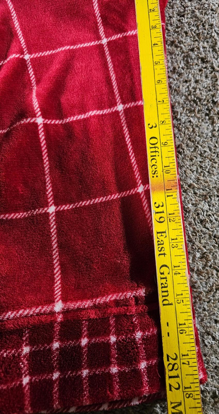 MARTHA STEWART PLUSH COMFORT ROBE M RED PLAID For Macy's