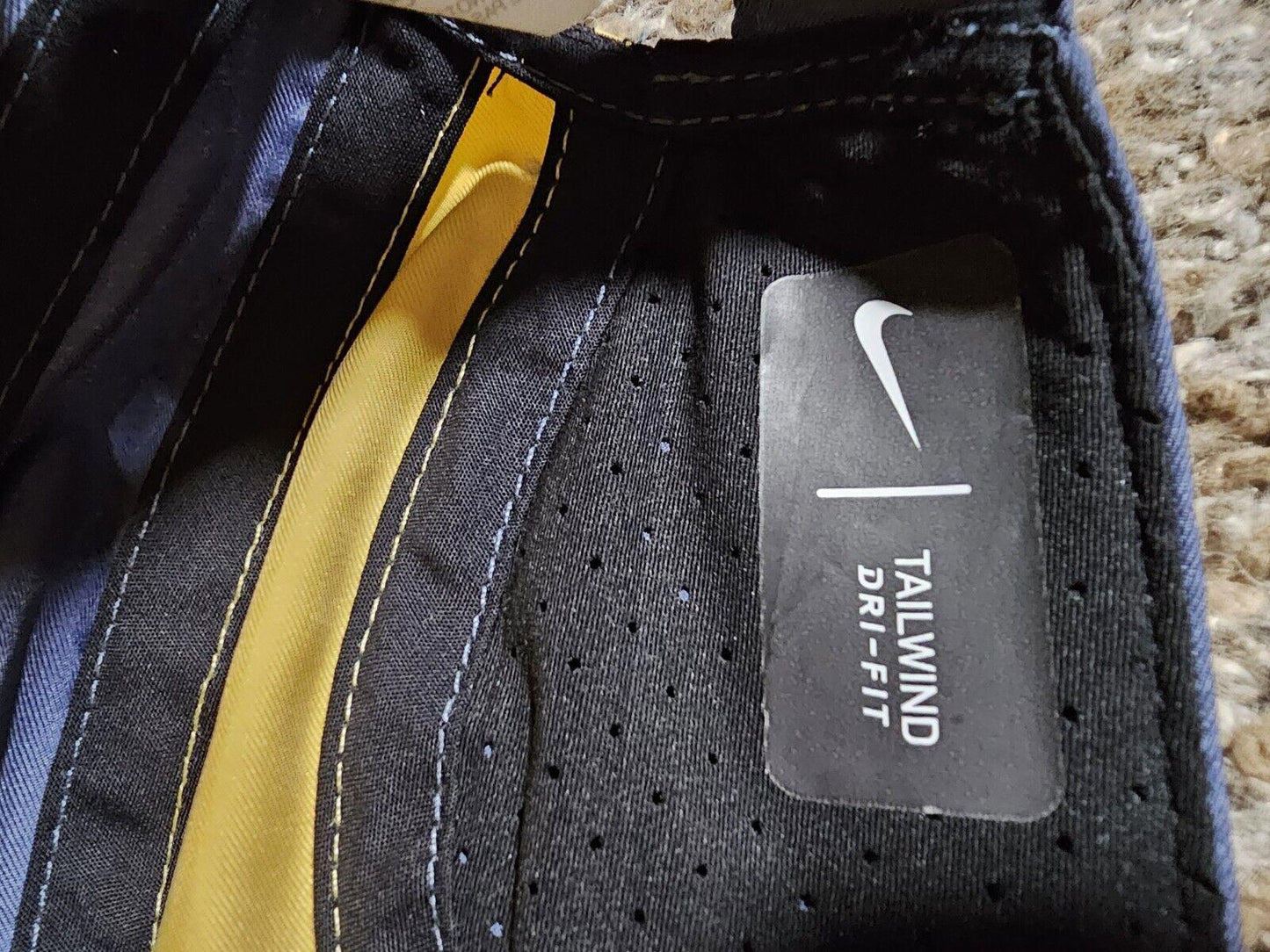 NIKE Tailwind dri-fit 5 panel hat blue yellow speckled Strap