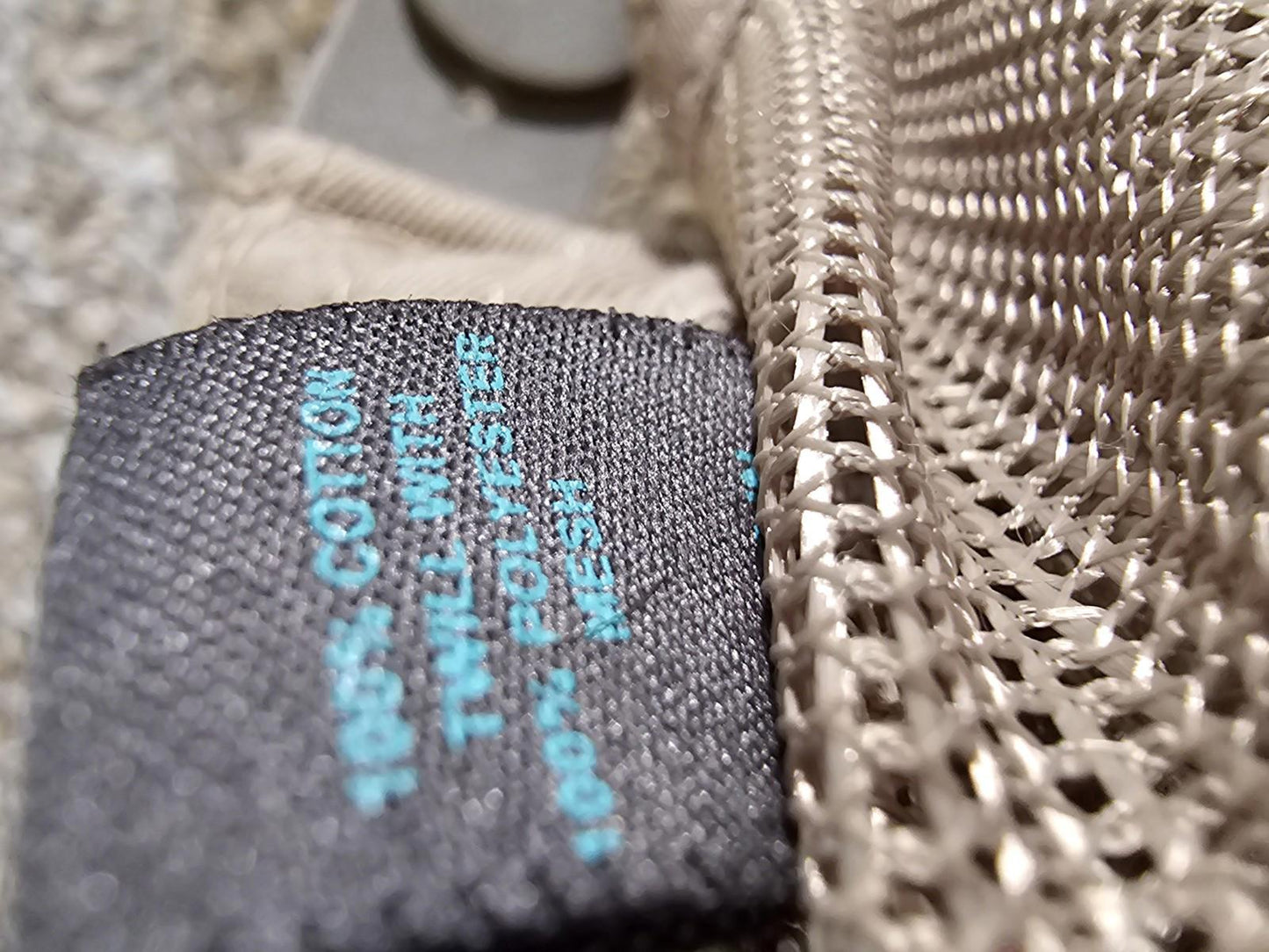 Wisconsin Buck deer DISTRICT mesh snapback trucker hat