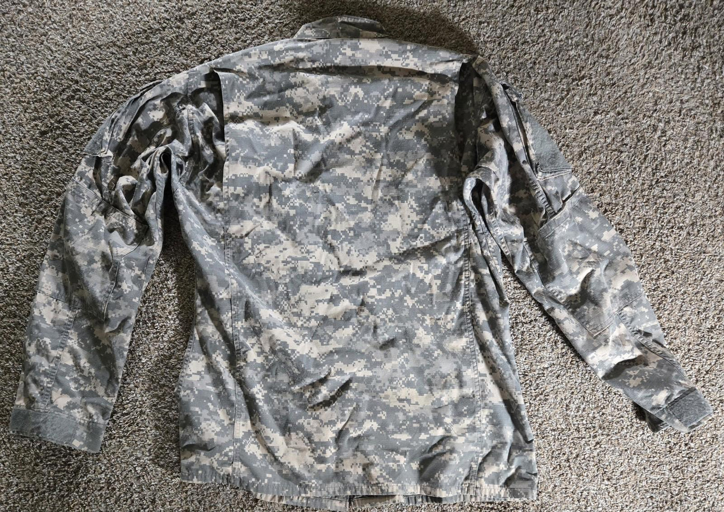 ACU Shirt/Coat Medium X-Long USGI Digital Camo Ripstop Army