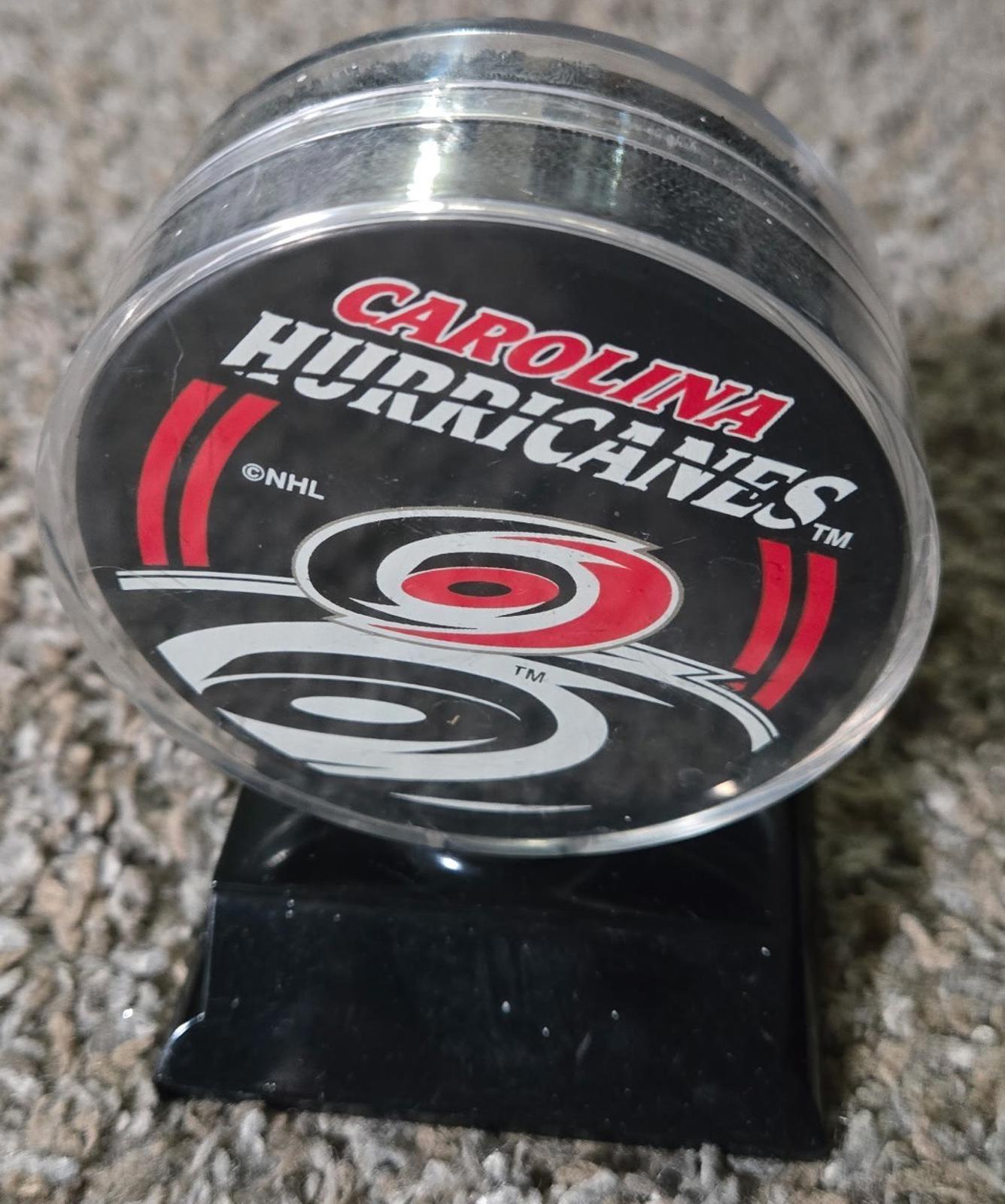 Carolina hurricanes Puck Showcase InGlas Co. Display Vintage