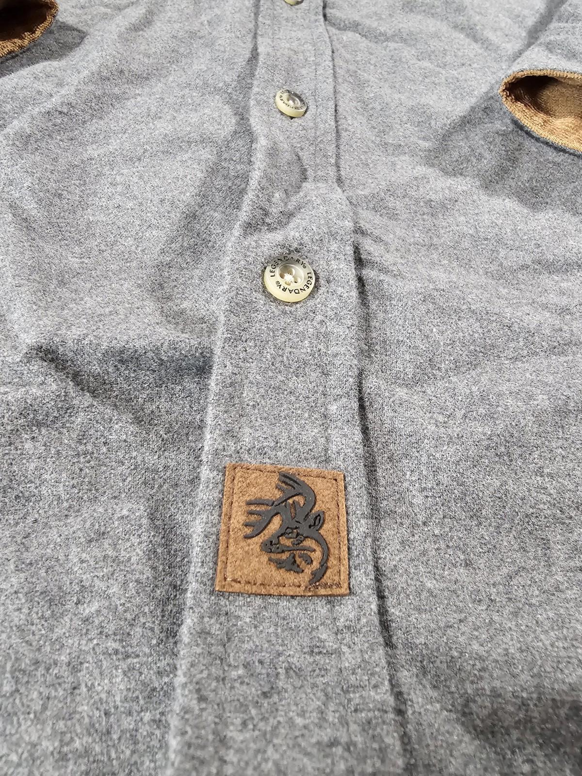 Legendary Whitetails Flannel Shirt Mens L Gray Button Up