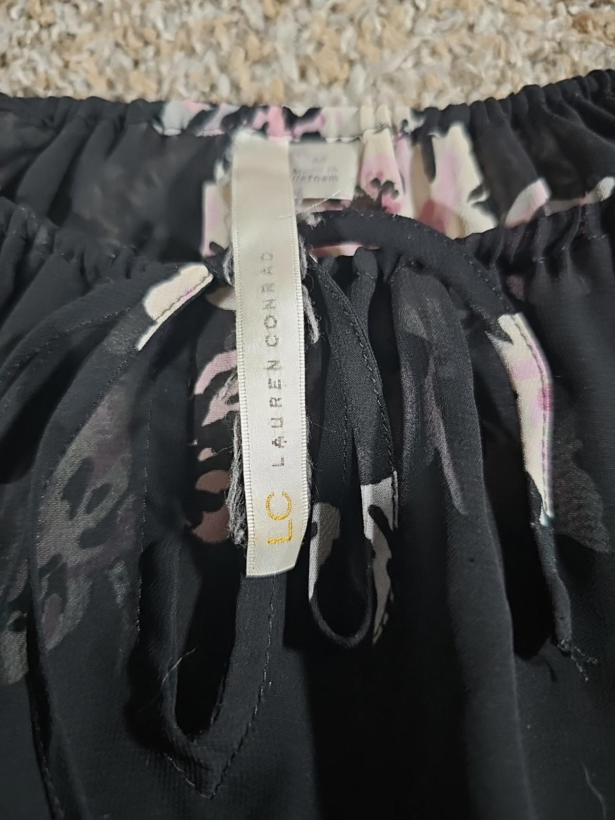 LC Lauren Conrad Sheer Blouse Black Floral M