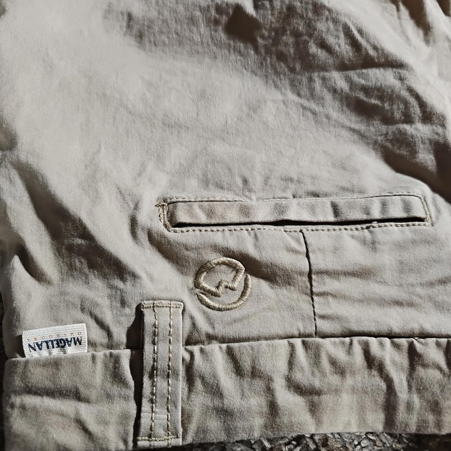 Magellan Outdoors Bermuda Shorts Women's Sz 10 Tan
