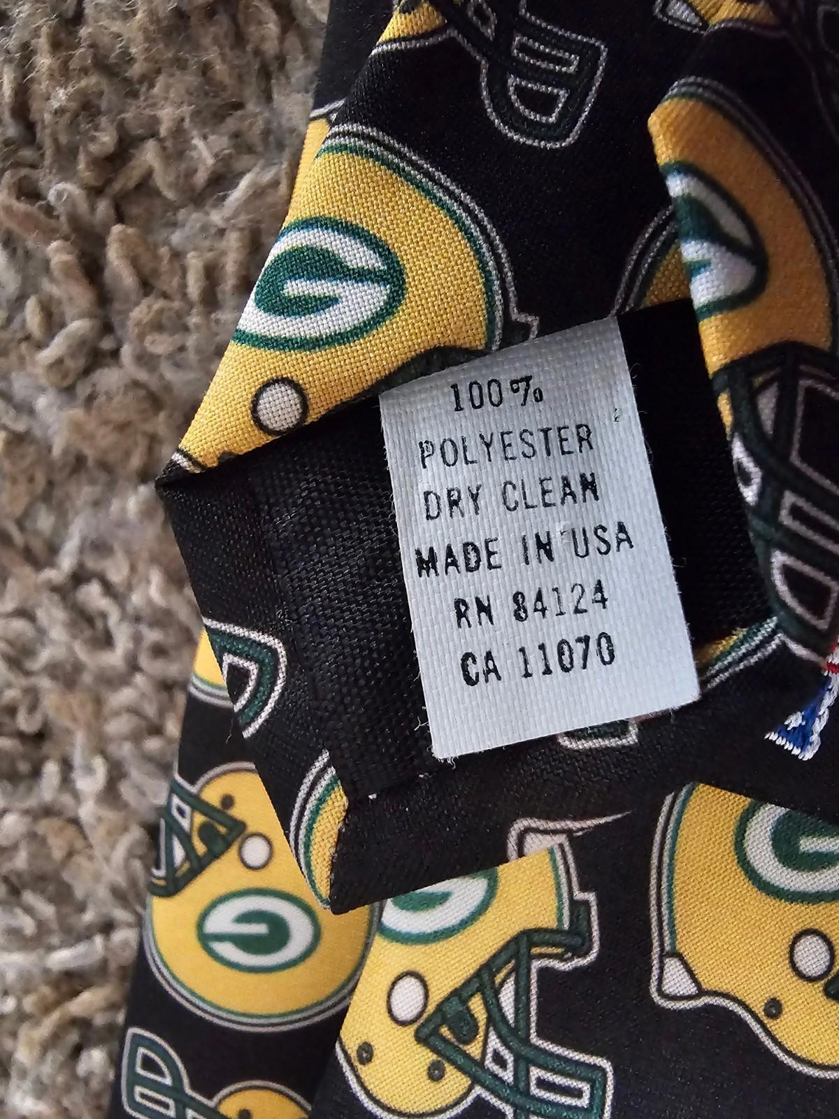 Vintage Green Bay Packers NFL Tie 1997 Ralph Marlin Stained