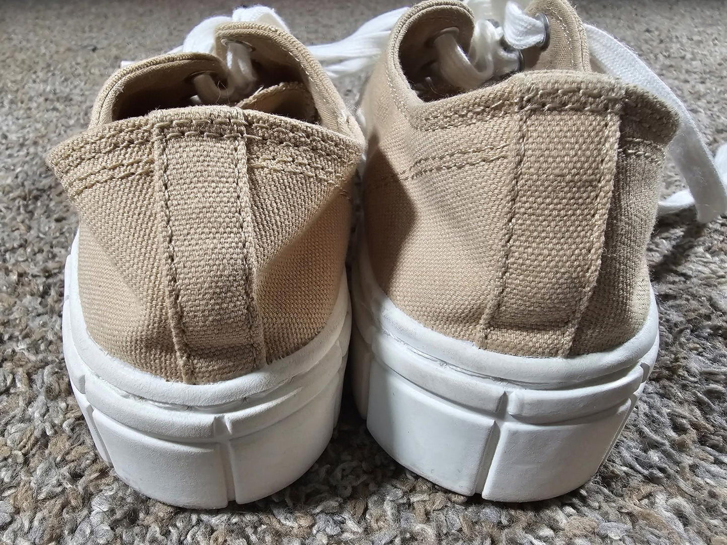 Mod Love Love Shoes Sneakers Flat Women 9 Beige Lace Up Y2K