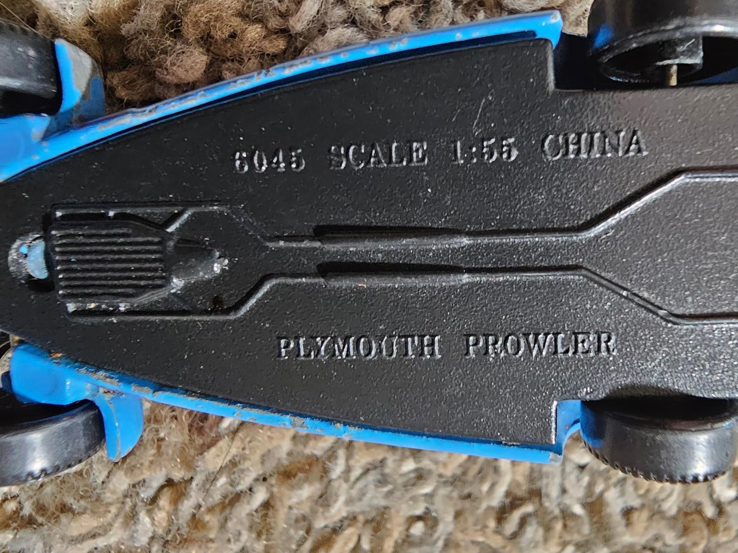 MotorMax (6045) Plymouth Prowler 1:55 Diecast Blue Flames