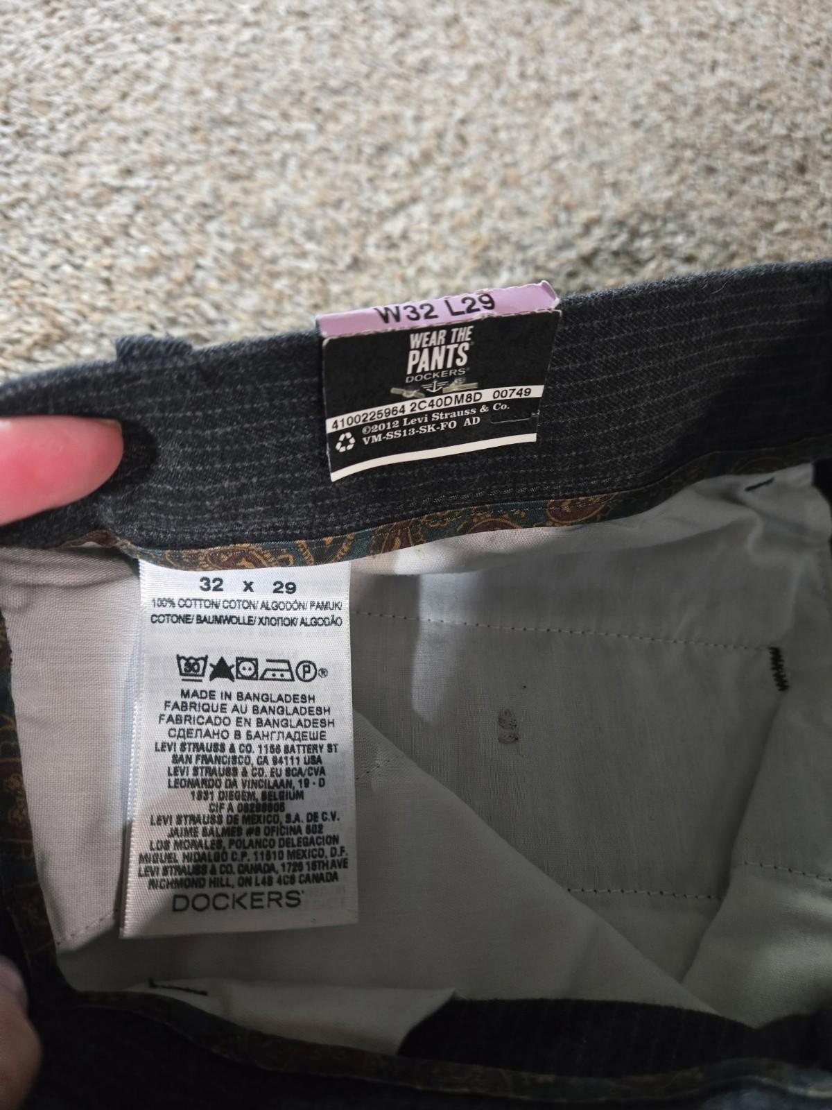 Dockers Signature D2 Pants NWT Men 32x29 Pinstriped Straight