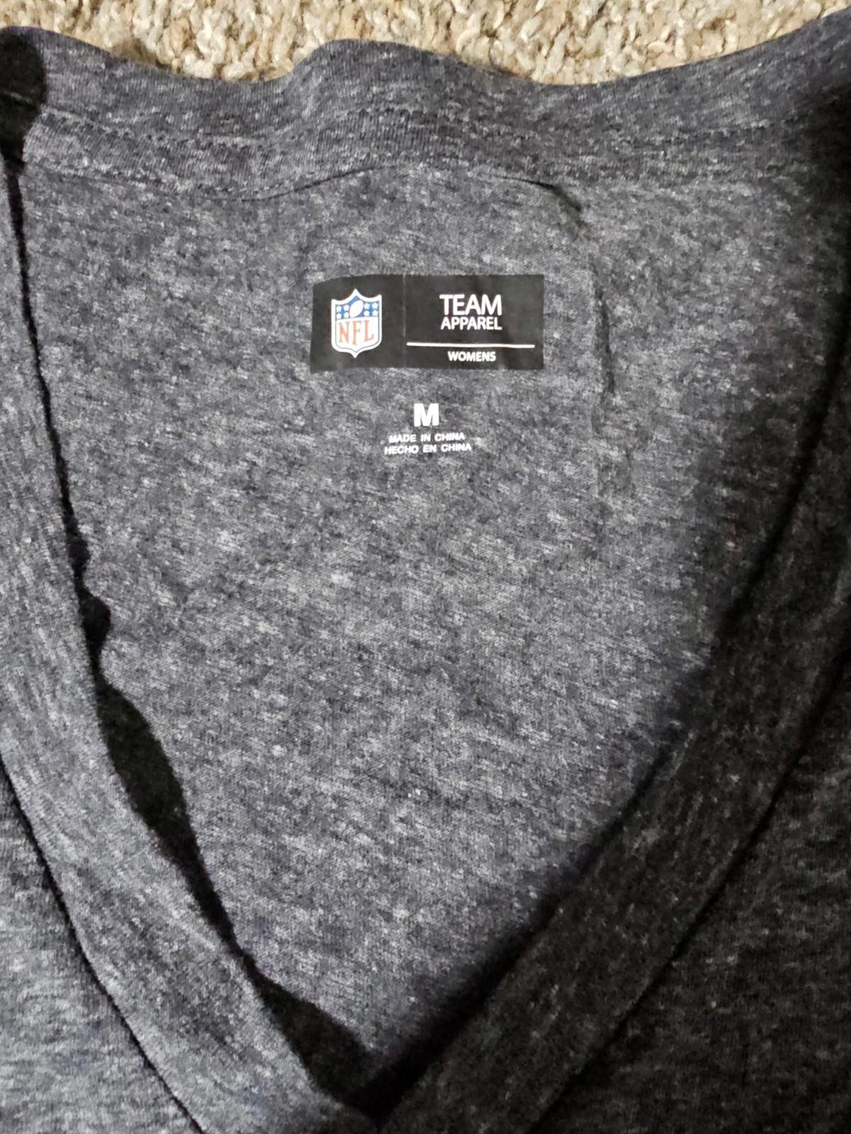 NWT Carolina Panthers NFL Team Apparel Deep Vneck Shirt M