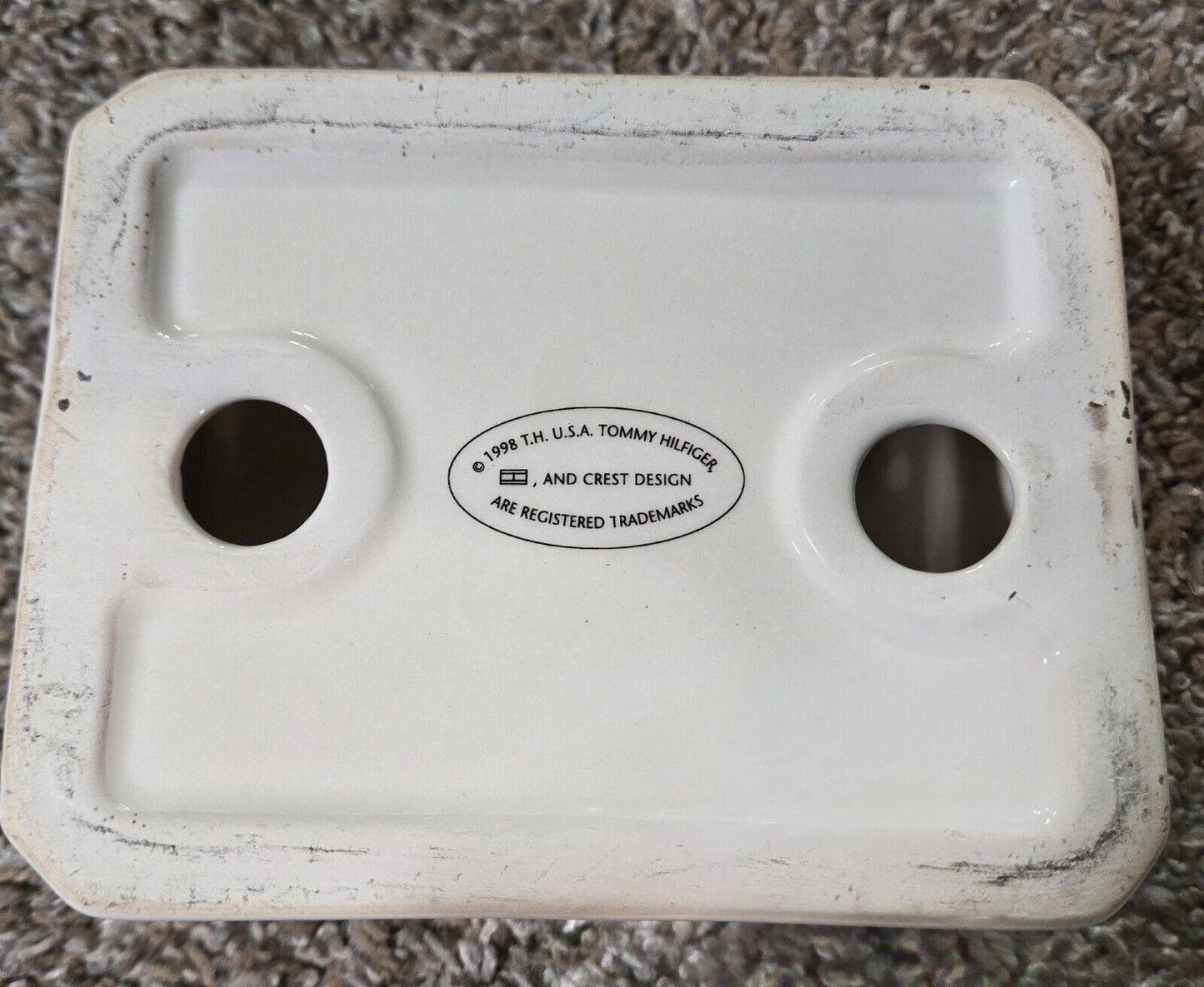 Vintage 1998 Tommy Hilfiger And Crest Design Ceramic Soap Dish