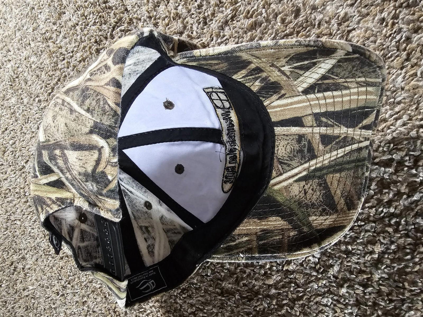 MOUNTAIN MAN GUNS Green Tan Mossy Oak Grass Camo Hat