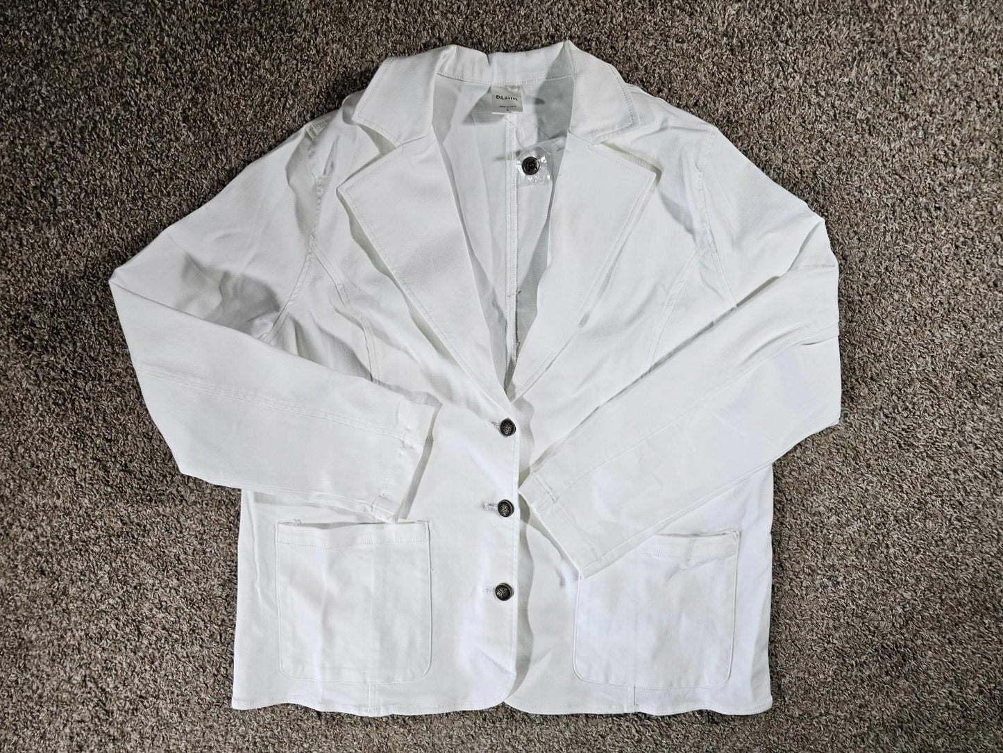 Blair Women's 3 Button Blazer White