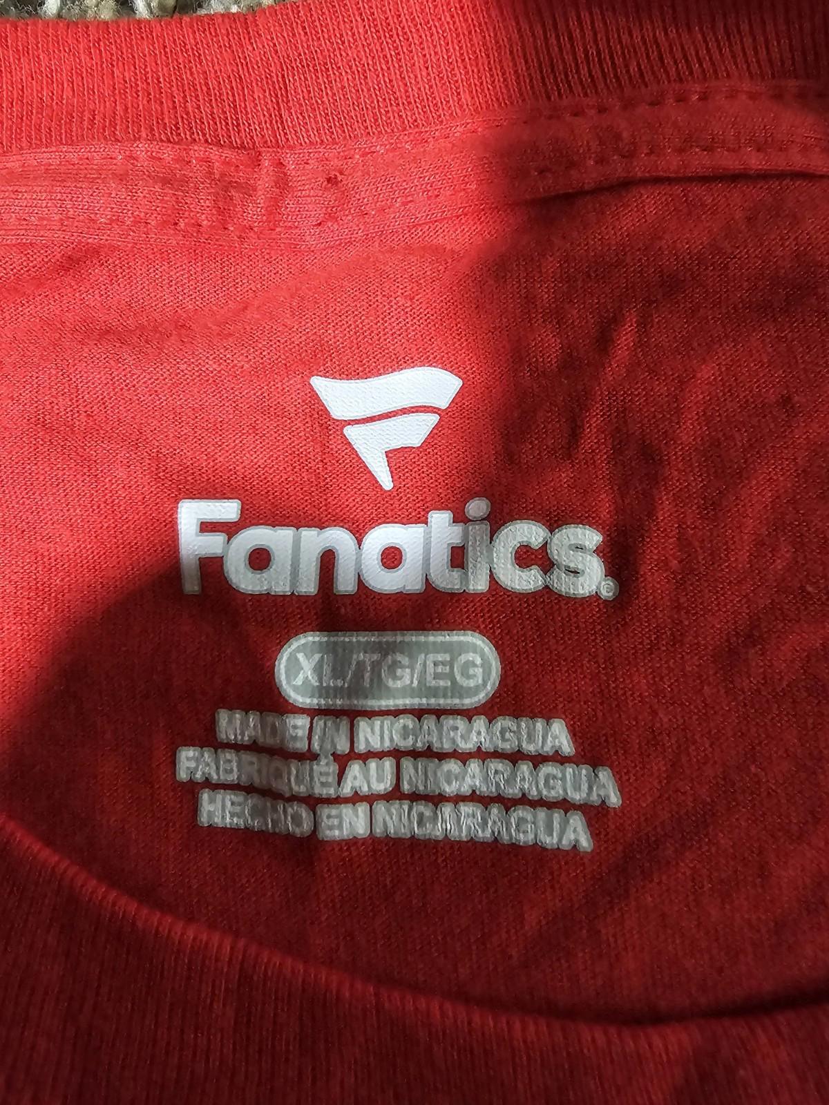 Fanatics Wisconsin Badgers Finger W Red Tshirt XL