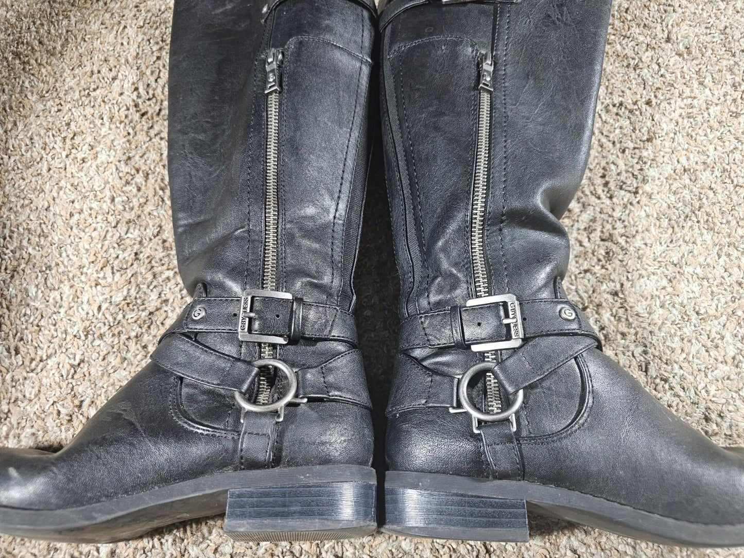 G x GUESS Womens Zipper Side Riding Boots Buckle Accent 6.5M
