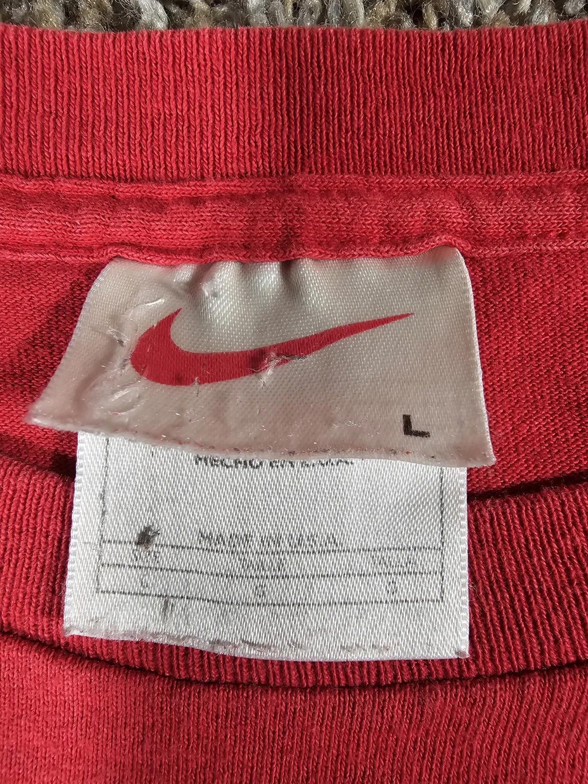 Nike Red LARGE Tshirt Stained