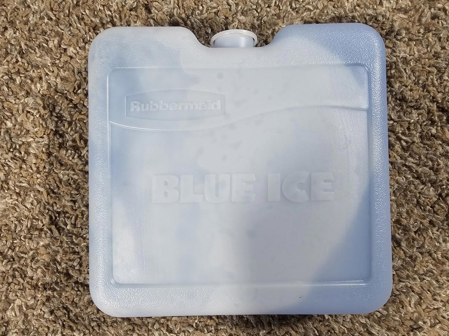 Rubbermaid The Original Blue Ice Pack Weekender Reusable 1034