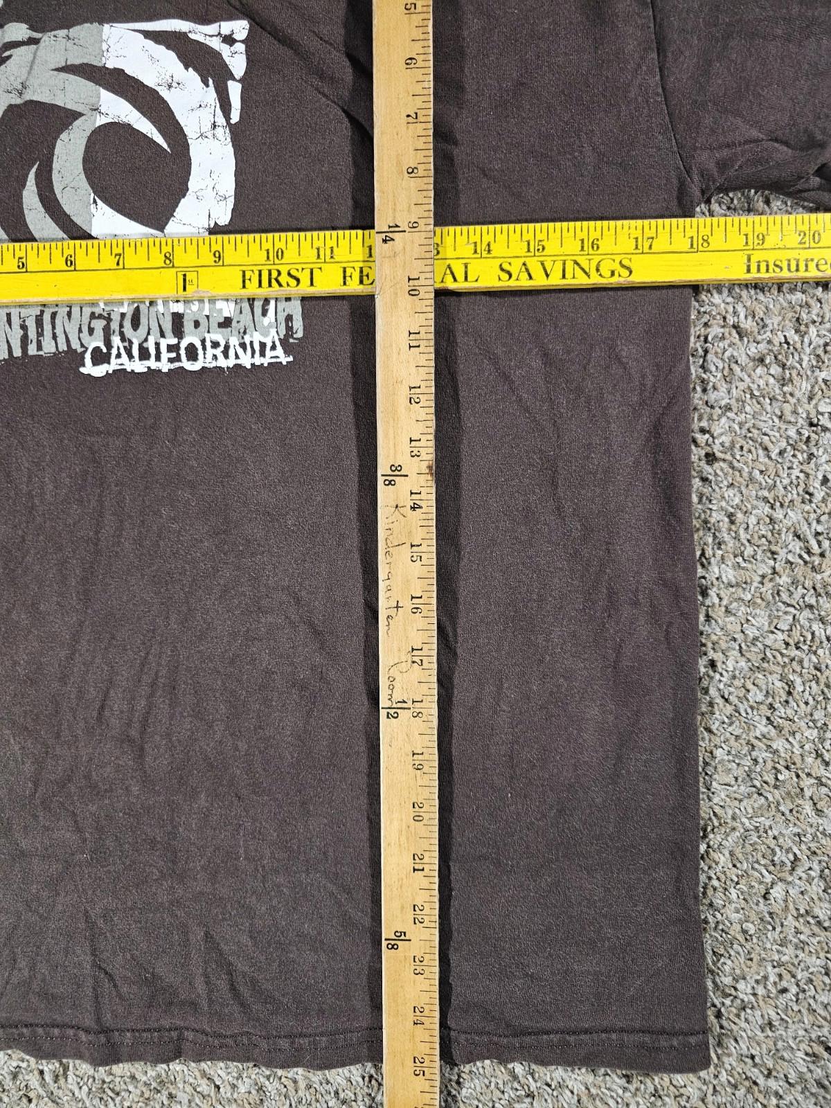 Huntington Beach California 2005 Brown Small Tshirt