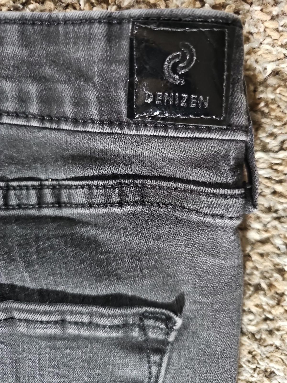 Denizen Levis Black Jeans Modern Super Skinny 10-W30