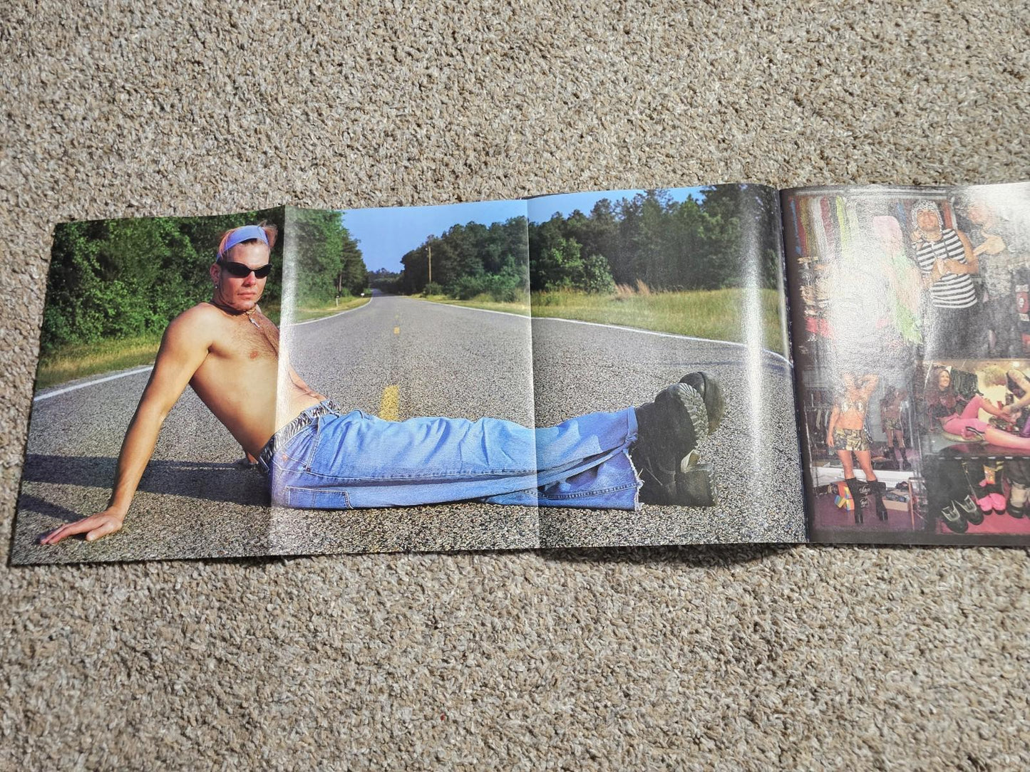 WWE WWF MAGAZINE EXTREME LIFE ON THE EDGE JEFF HARDY BOYZ DIVA LITA