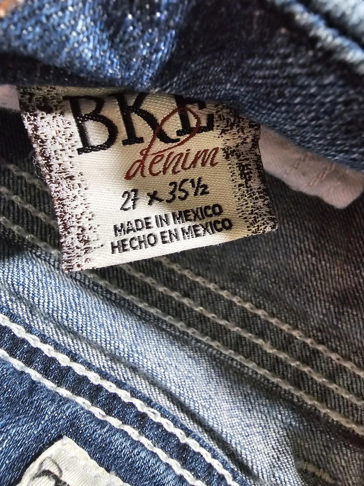 Buckle BKE Stella Bootcut 27XL APPROX 30 x 35.5"