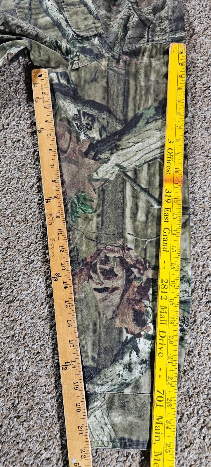 MossyOak Camo Mens L 42/44 Break Up Infinity Button Up Shirt