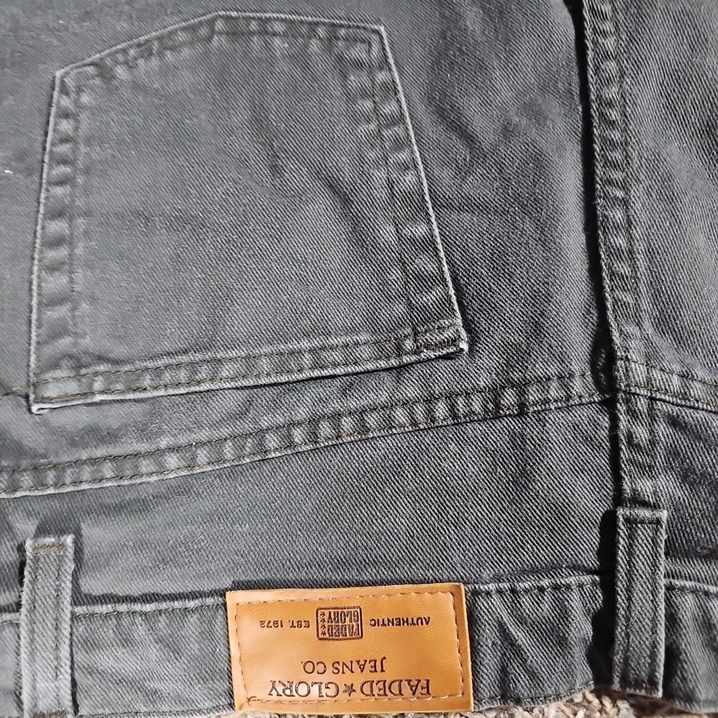 Faded Glory Relaxed Fit Sz 12 Green Gray Shorts