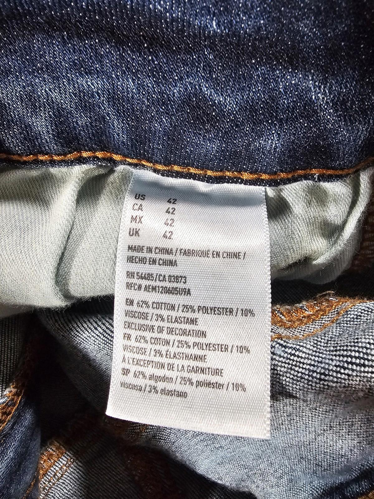 American Eagle Destroyed Cutoff Jeans Size 42