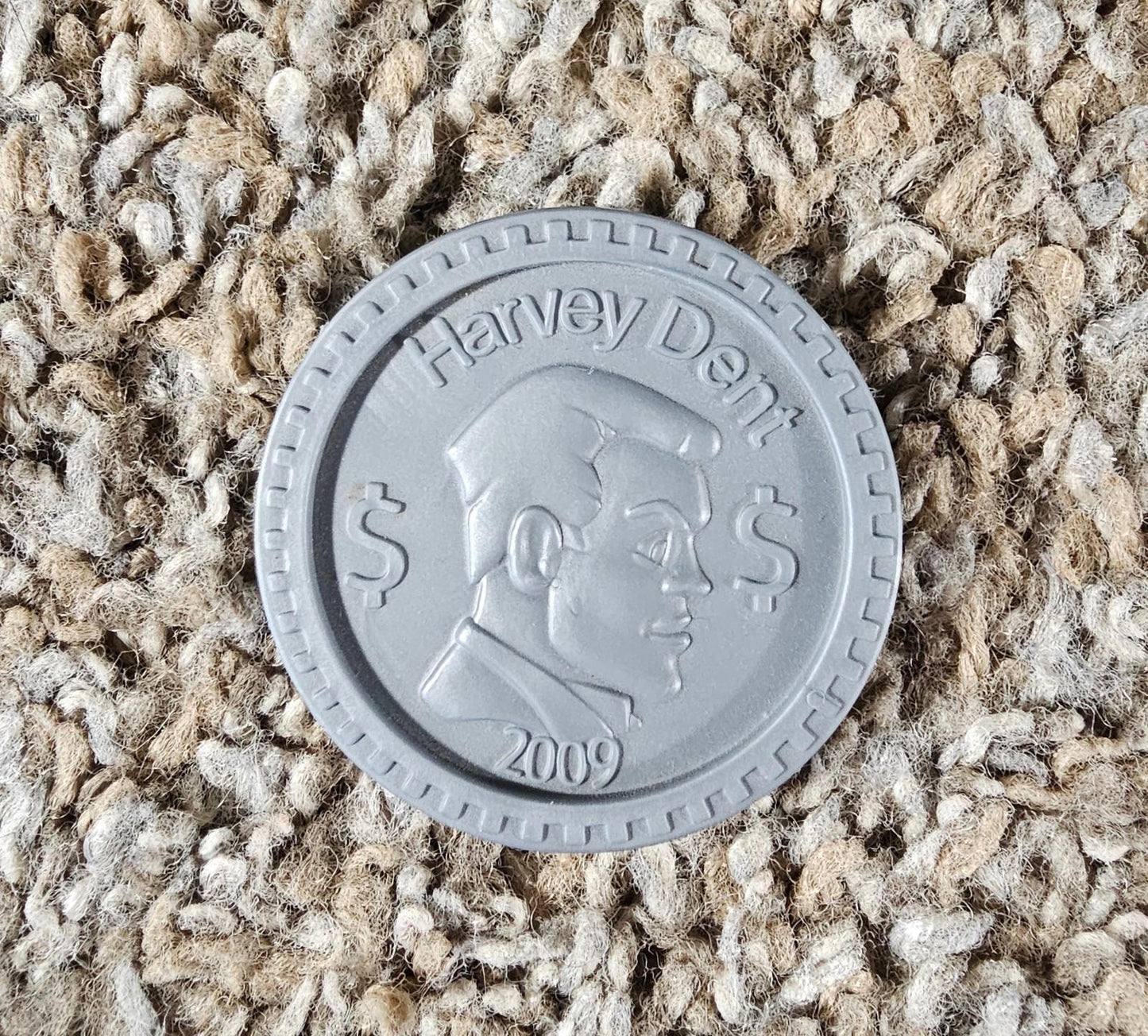 DC Super Friends Dark Knight TWO-FACE HARVEY DENT COIN accessory