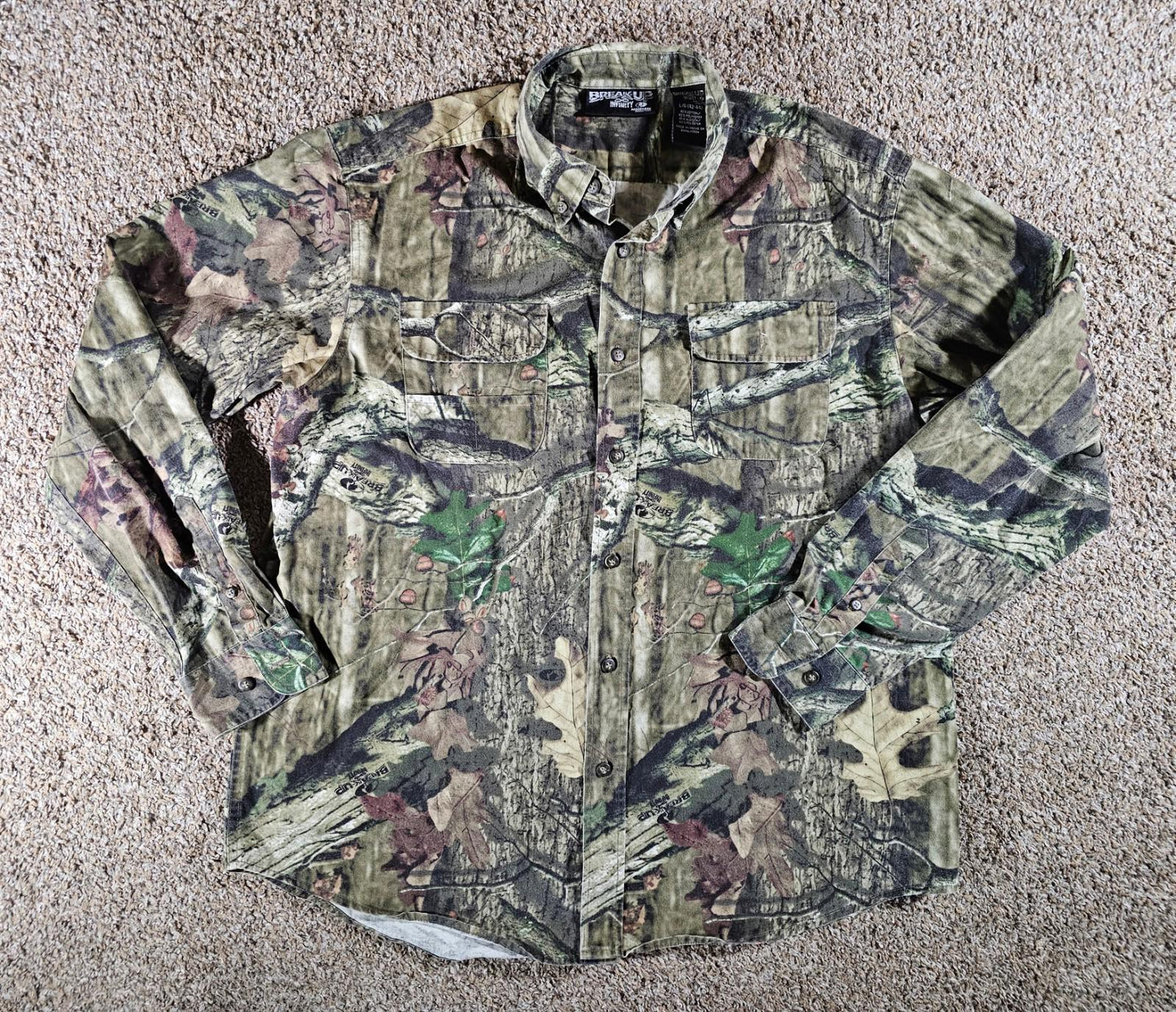 MossyOak Camo Mens L 42/44 Break Up Infinity Button Up Shirt