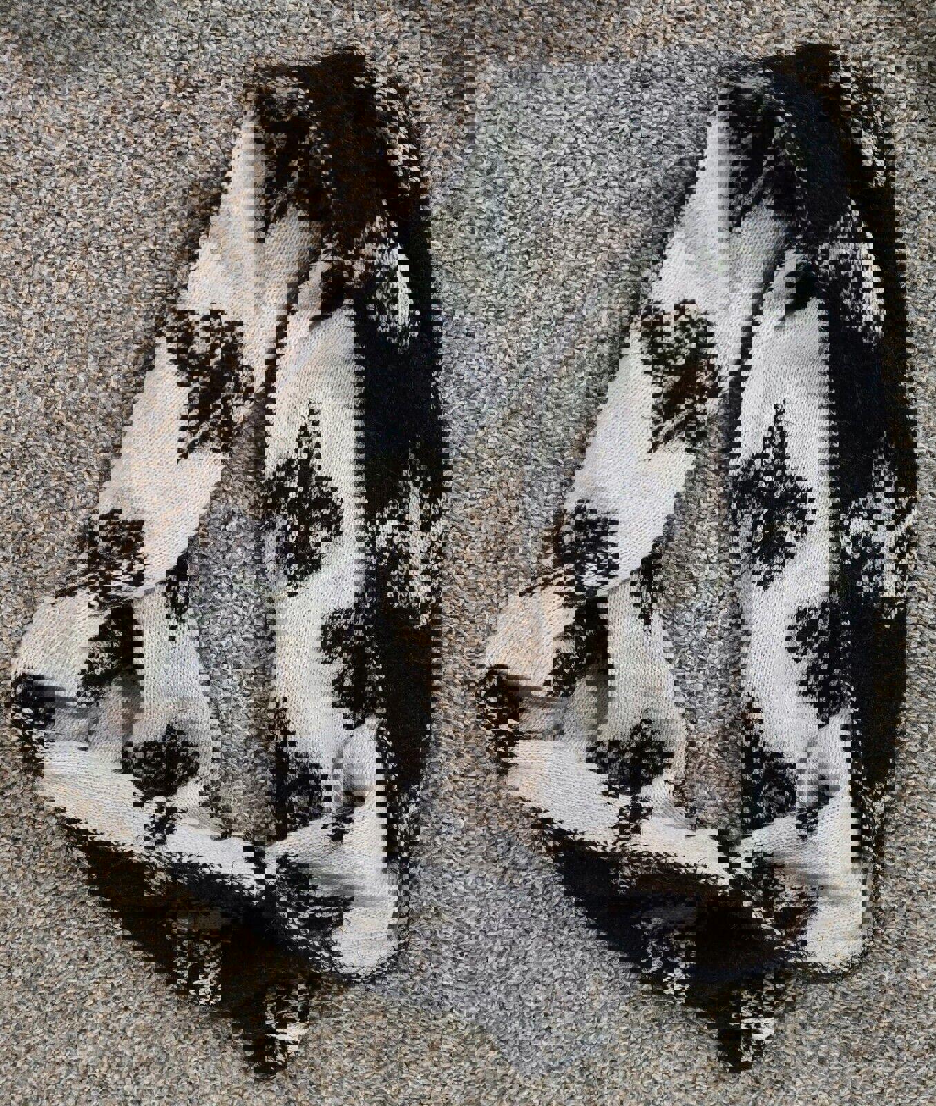 Fleur De Lis Reversible Black And White Infinity Scarf
