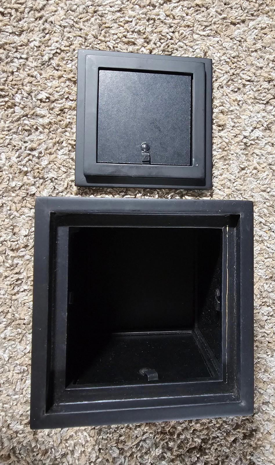 Eddie Bauer 3"x3" Photo Cube