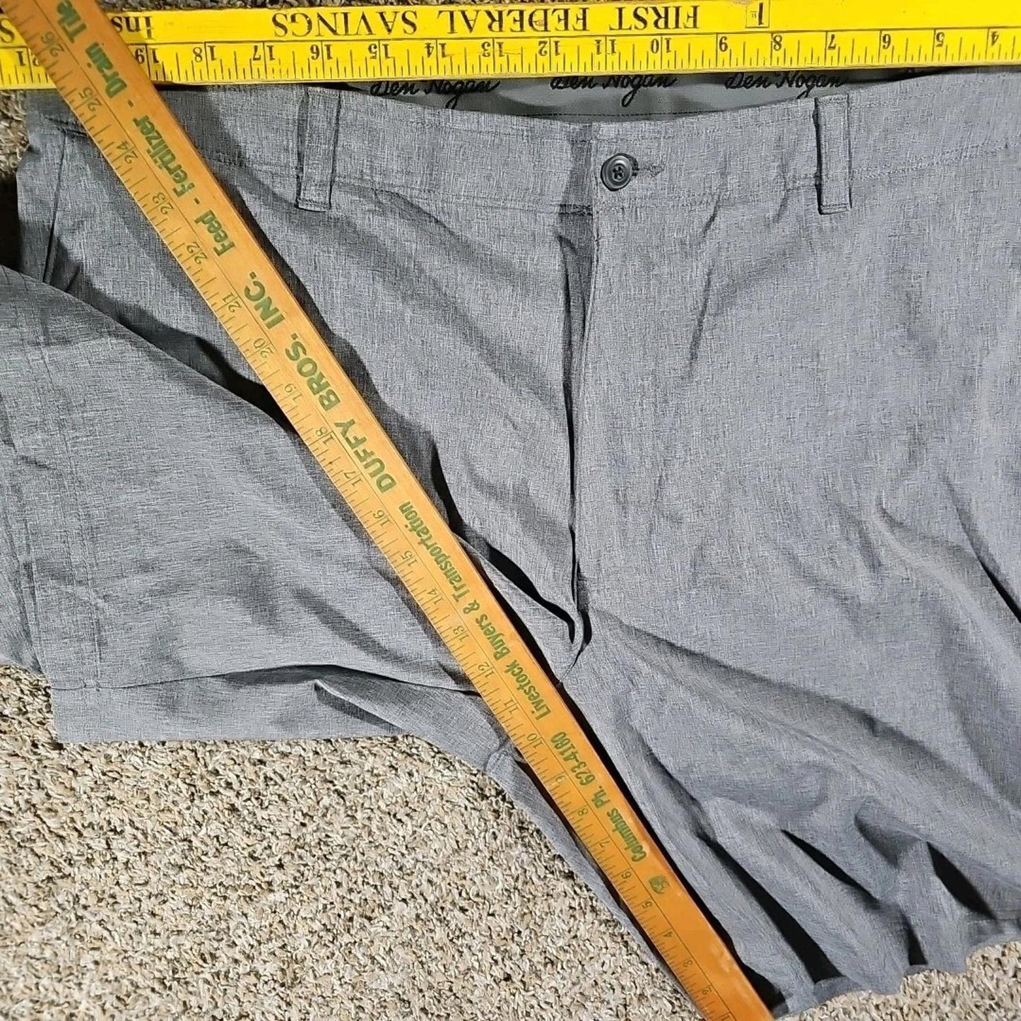 Ben Hogan Active Shorts Men's Size 42 Gray Pockets Golf