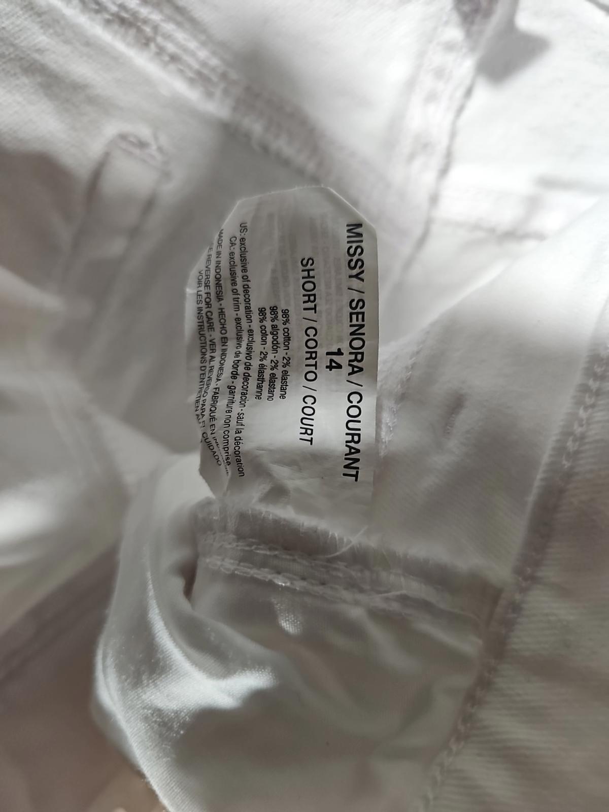 Gloria Vanderbilt Amanda Sz 14 White Jeans