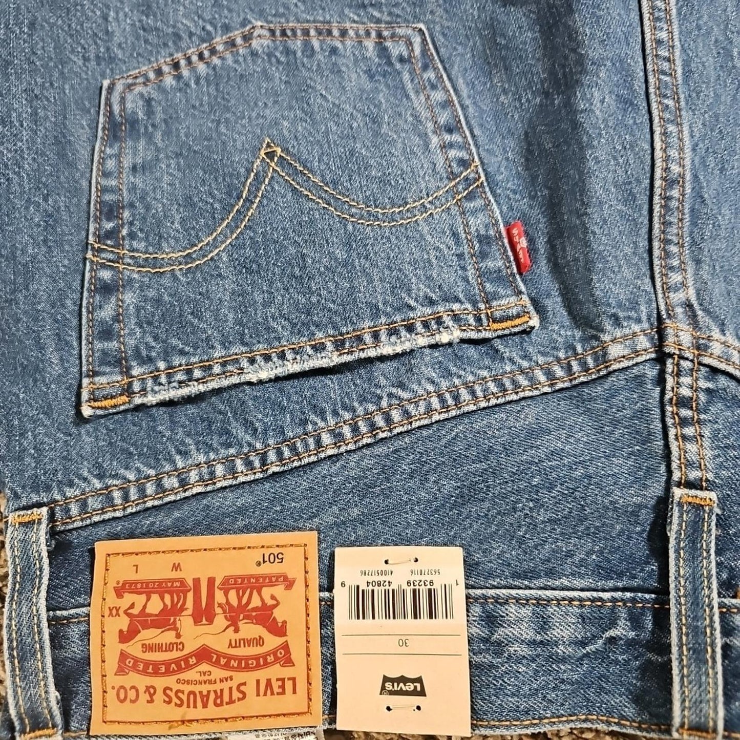 NWT Levis 501 Denim Cutoff Shorts Sz 30