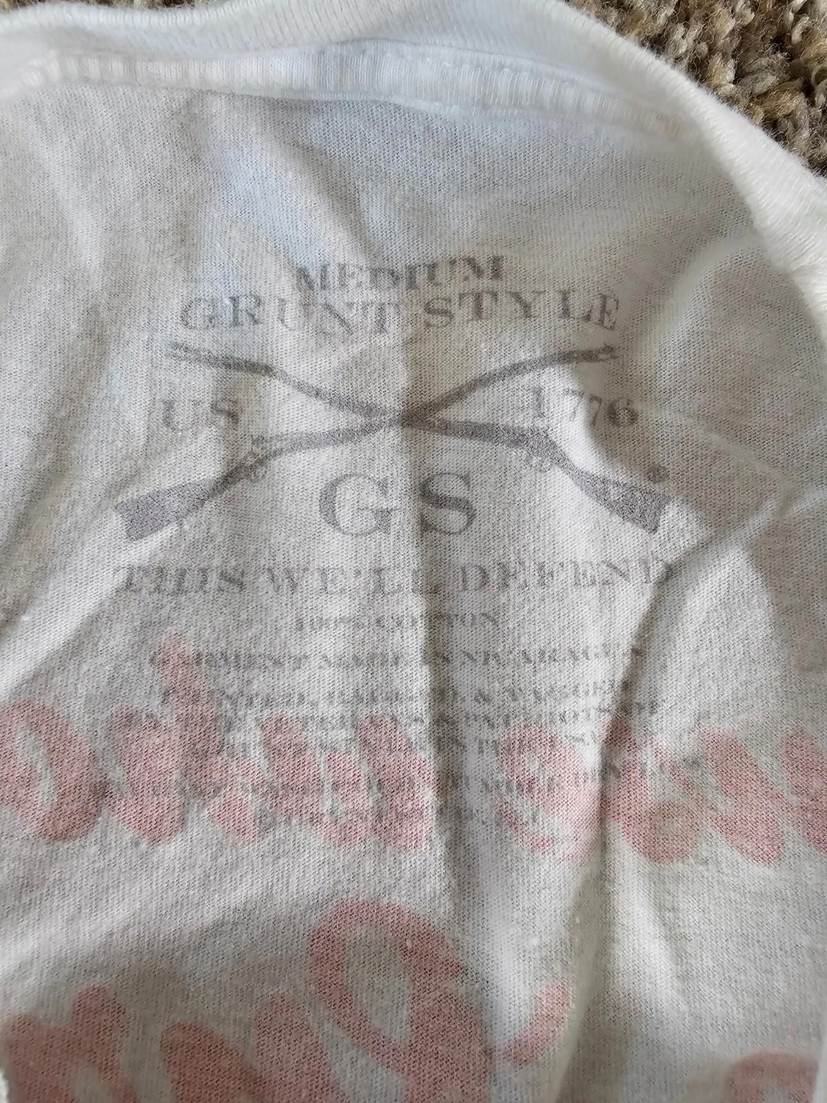 grunt style sprinkled with freedom Police Blue Line Donuts t-shirt MEDIUM