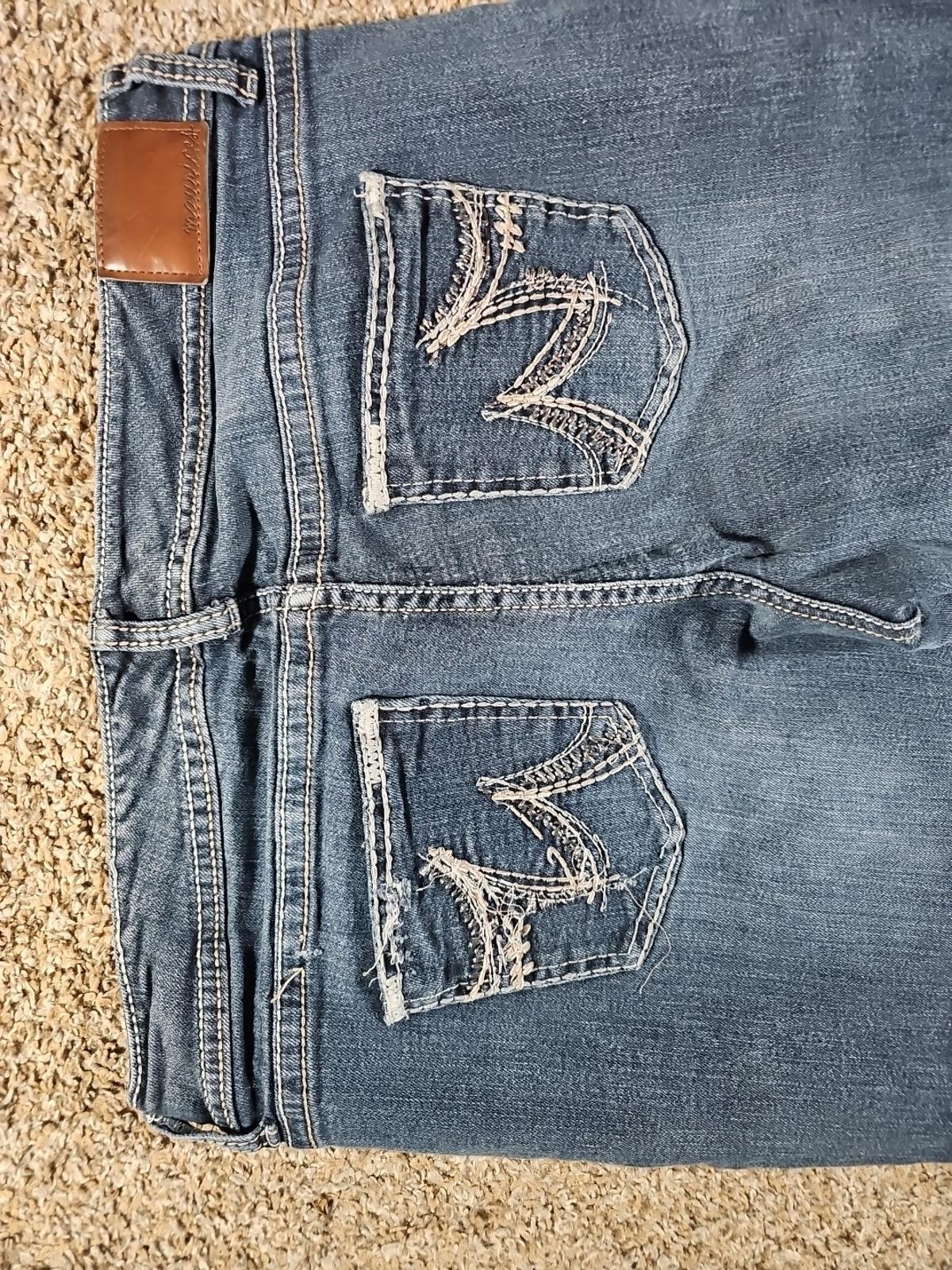 Maurices 16 Long Bootcut Jeans