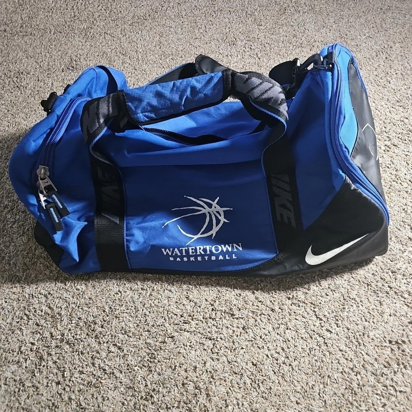Nike Basketball Gear Duffle Bag