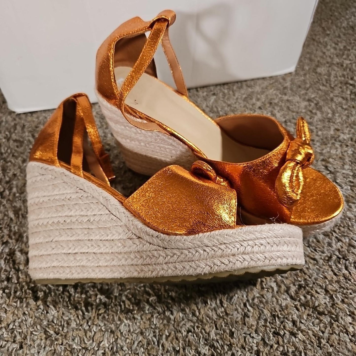 No Brand Sz42 Orange Wedge Sandal Heel MISSING 1 ANKLE STRAP