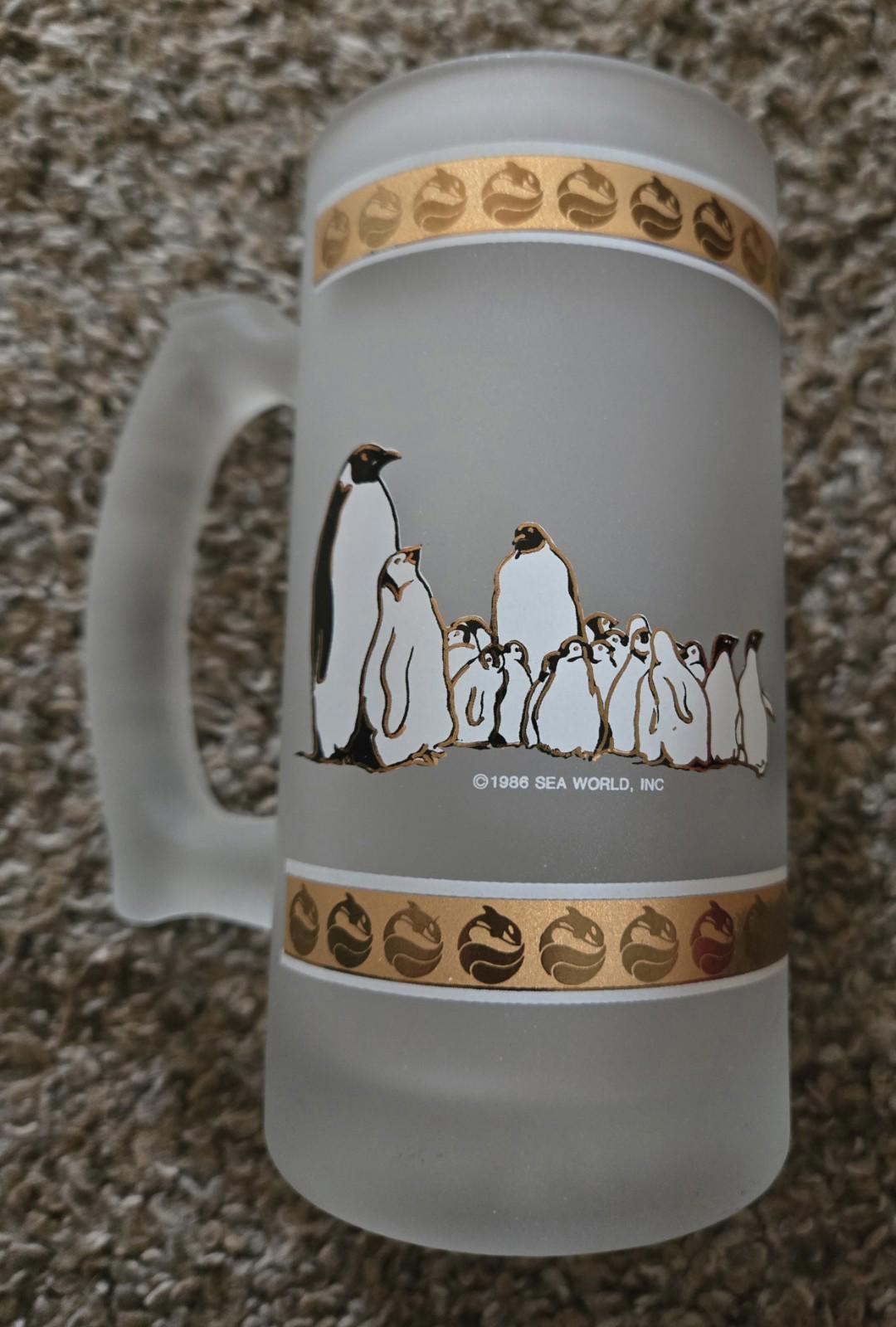 1986 Frosted Sea World Mug Penguins And Gold Logo's