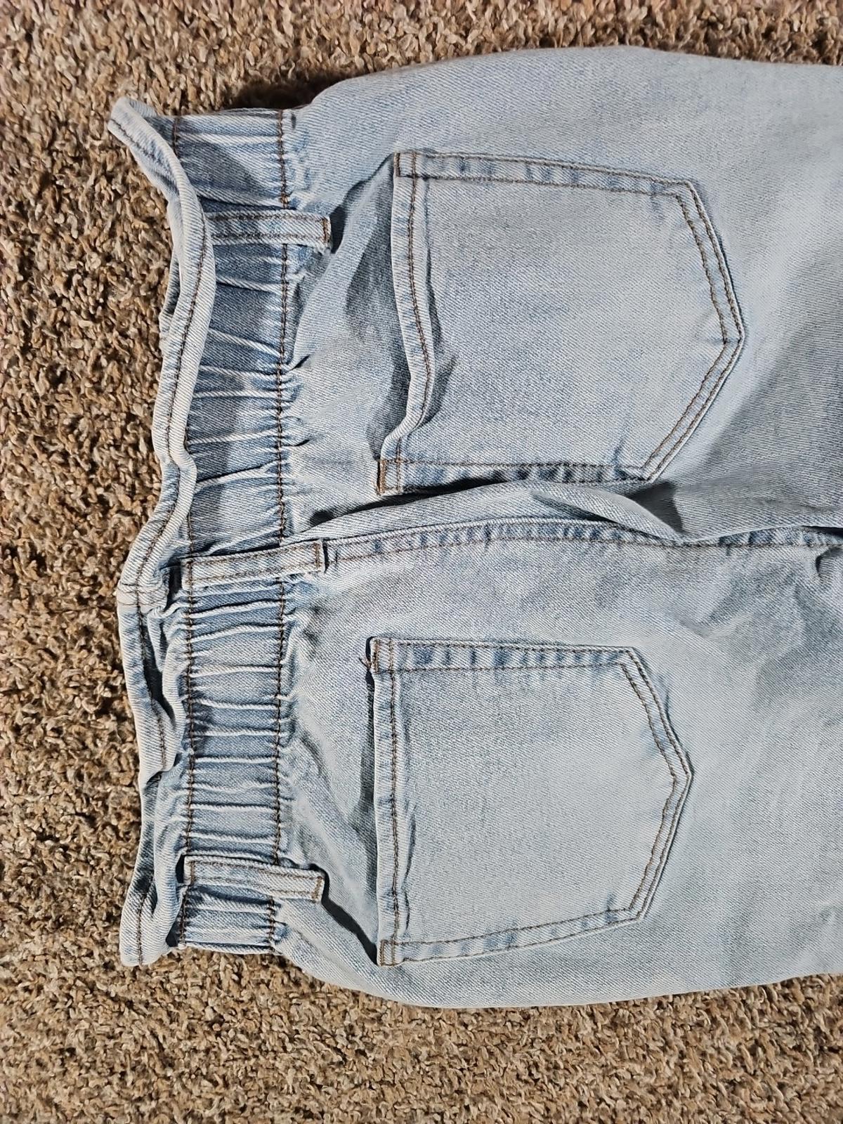 Tinseltown Sz 3 Distressed Light Wash Slim Jeans