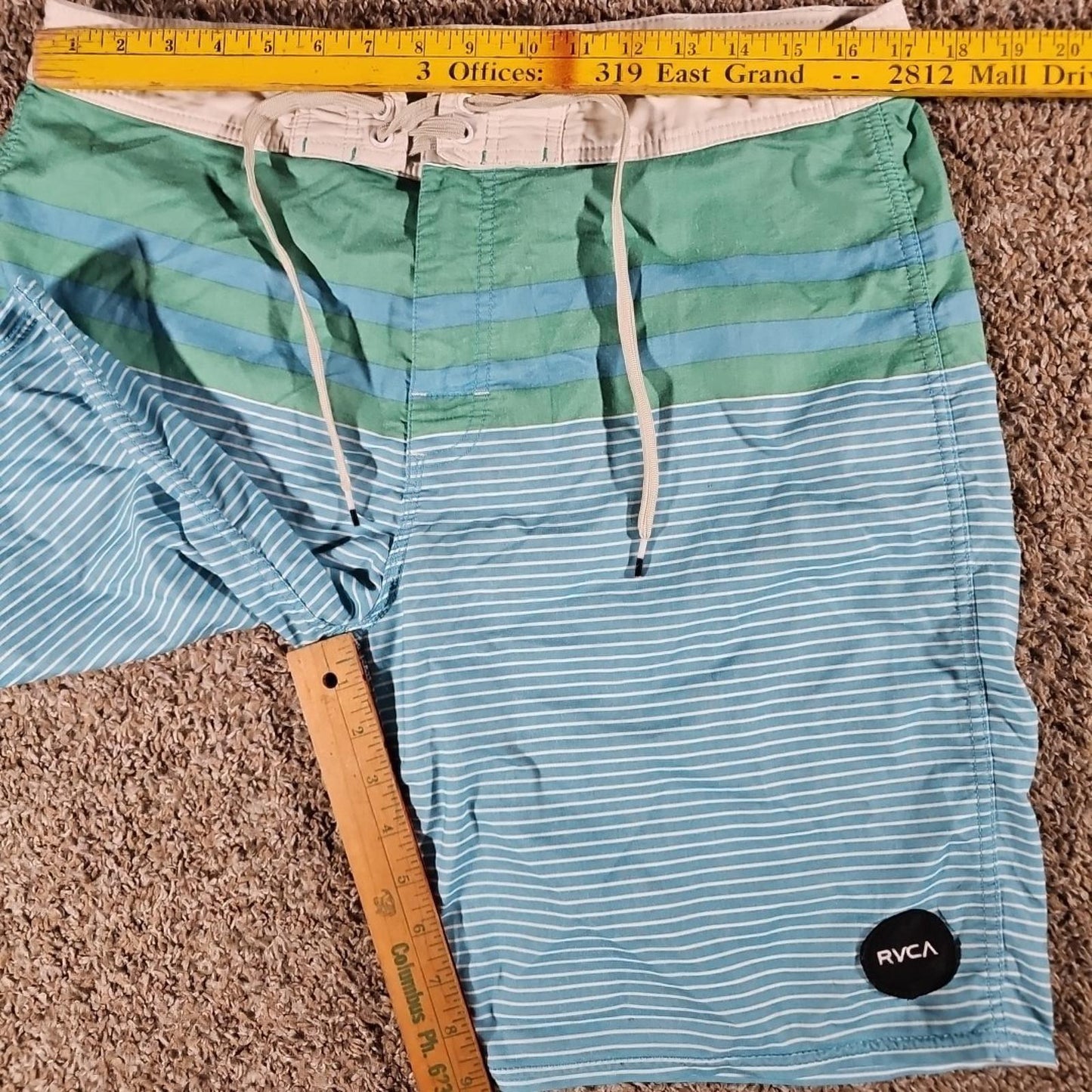 RVCA sz 34 Striped Vintage Stretch Board Shorts